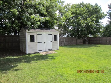 109 Uncatena Ave, Worcester, MA 01606 - photo 5