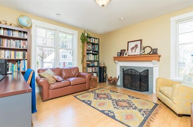 93 Walker Bungalow Rd, Portsmouth, NH 03801 - photo 6