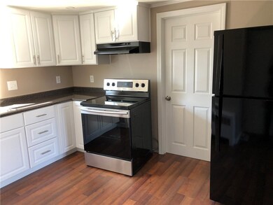 266 High St unit Upper R, Cumberland, RI 02864 - photo 4