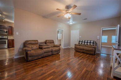 719 E 6th St, Bonham, TX 75418 - photo 7
