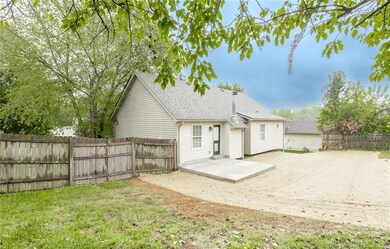 5102 Everett Ave, Floyds Knobs, IN 47119 - photo 5