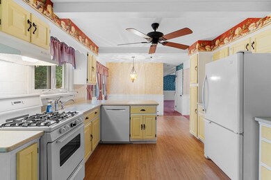 95 Brookside Rd, Somerset, MA 02726 - photo 4