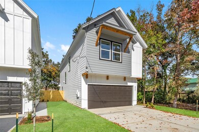 822 Enterprise St, Houston, TX 77088 - photo 5