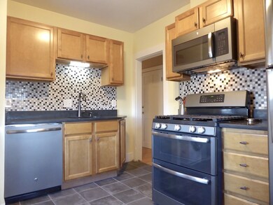 182 Federal St unit 3, Salem, MA 01970 - photo 4