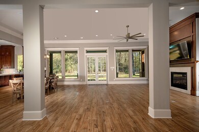 9018 Diamante Dr, Magnolia, TX 77354 - photo 3