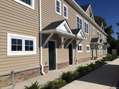 115 Evergreen St unit 106, West Babylon, NY 11704 - photo 2