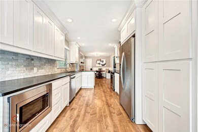 607 Bella Vista Rd, Bentonville, AR 72712 - photo 6