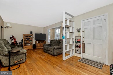 1023 Peach Orchard Ln, Brunswick, MD 21716 - photo 2