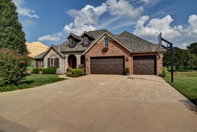 8323 Rolling Hills Dr-1