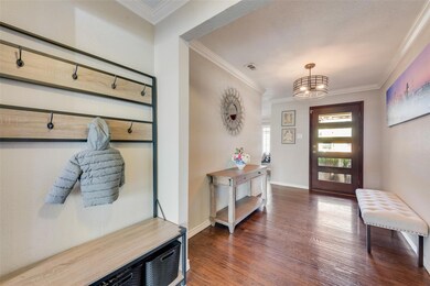 6338 Town Hill Ln, Dallas, TX 75214 - photo 3