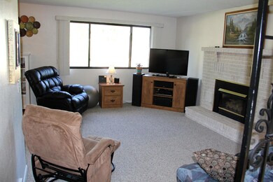 Living Room V 2