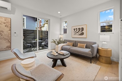 713 N 70th St, Seattle, WA 98103 - photo 2