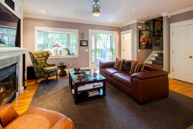 19PriscillaAldenRd-23-PTown-w