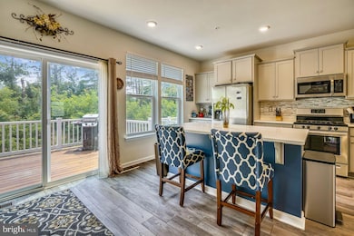 7954 Patterson Way, Hanover, MD 21076 - photo 4