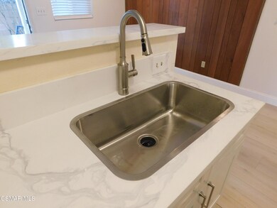 6213 Whitsett Ave, North Hollywood, CA 91606 - photo 2