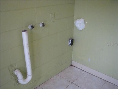 431 Maydell Dr unit B, Tampa, FL 33619 - photo 3