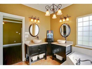 Master Bath/Spa.