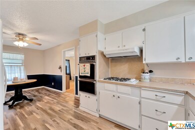 3316 Cloverleaf Dr, Waco, TX 76706 - photo 7