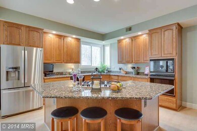 8111 Glenhurst Dr, Fairfax Station, VA 22039 - photo 5