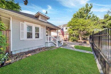 832 E 26th St, Houston, TX 77009 - photo 4
