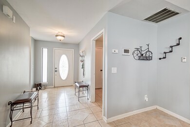 8452 Capricorn St, Jacksonville, FL 32216 - photo 4