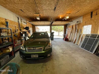 garage n