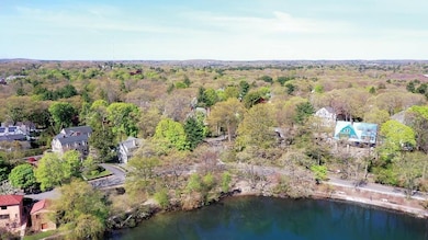 7 Norman Rd, Newton Highlands, MA 02461 - photo 4