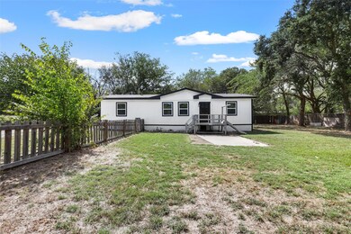 3708 Falconcrest Dr, Joshua, TX 76058 - photo 3