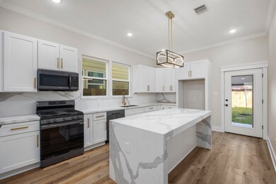 7408 Cora St, Houston, TX 77088 - photo 5