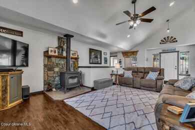 10-2019-04-06 07.43.17-1