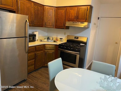 181 McVeigh Ave, Staten Island, NY 10314 - photo 4