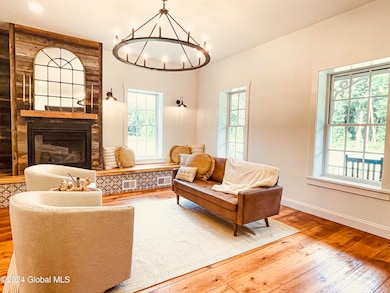 1975 S Old Post Rd, Castleton On Hudson, NY 12033 - photo 3