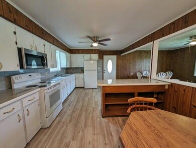kitchen (1)