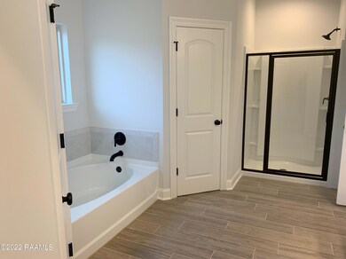 BI160 Primary Bath 2