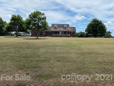 Front yard--1692 Owls Den Rd, Lincolnton, NC 28092