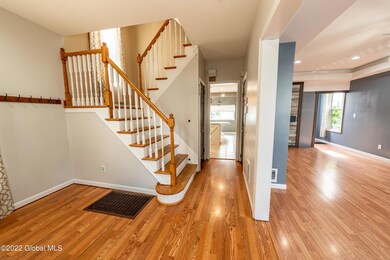 23 Bruce St, Schenectady, NY 12302 - photo 4