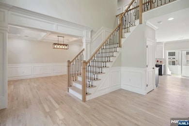 81 Eastbrook Dr, River Edge, NJ 07661 - photo 5