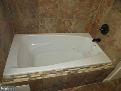 5801 The Alameda, Baltimore, MD 21239 - photo 7