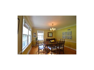 Formal DR with wonderful natural light (western ex