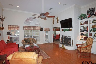 1220 1220 W Rieck, Tyler, TX 75703 - photo 4