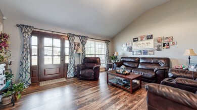 217 Shapard Dr, Shelbyville, TN 37160 - photo 6