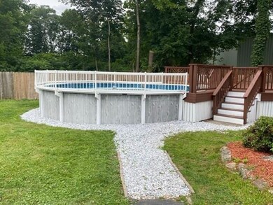 9 Benson St, Worcester, MA 01604 - photo 6