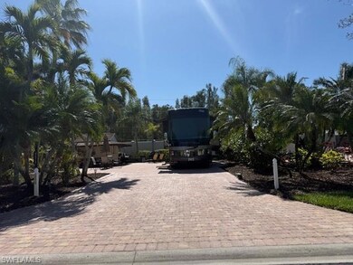 4572 Southern Breeze Dr, Naples, FL 34114 - photo 2