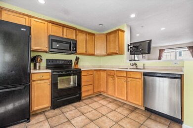 105 Boxberry Ln unit 105, Rockland, MA 02370 - photo 7