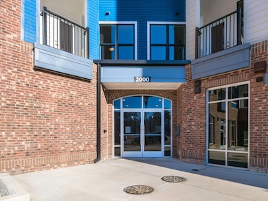 2425 Gathering Square Ct, Fuquay-Varina, NC 27526 - photo 3