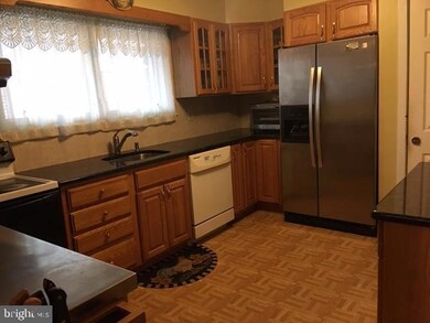 23 Glendale Rd, Havertown, PA 19083 - photo 7