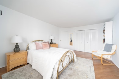 Harmon Cove Tower, Secaucus, NJ 07094 - photo 6