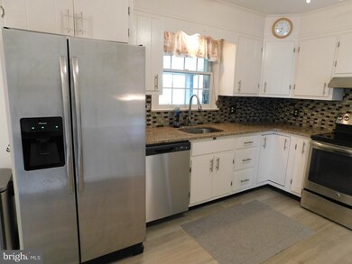 90 Winding Rd, Boyertown, PA 19512 - photo 4