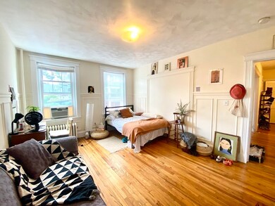 7 Devotion St unit 2, Brookline, MA 02446 - photo 4