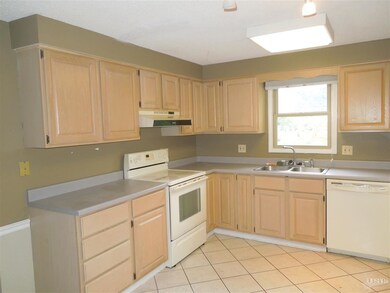 1904 Omee Ct, Fort Wayne, IN 46815 - photo 3